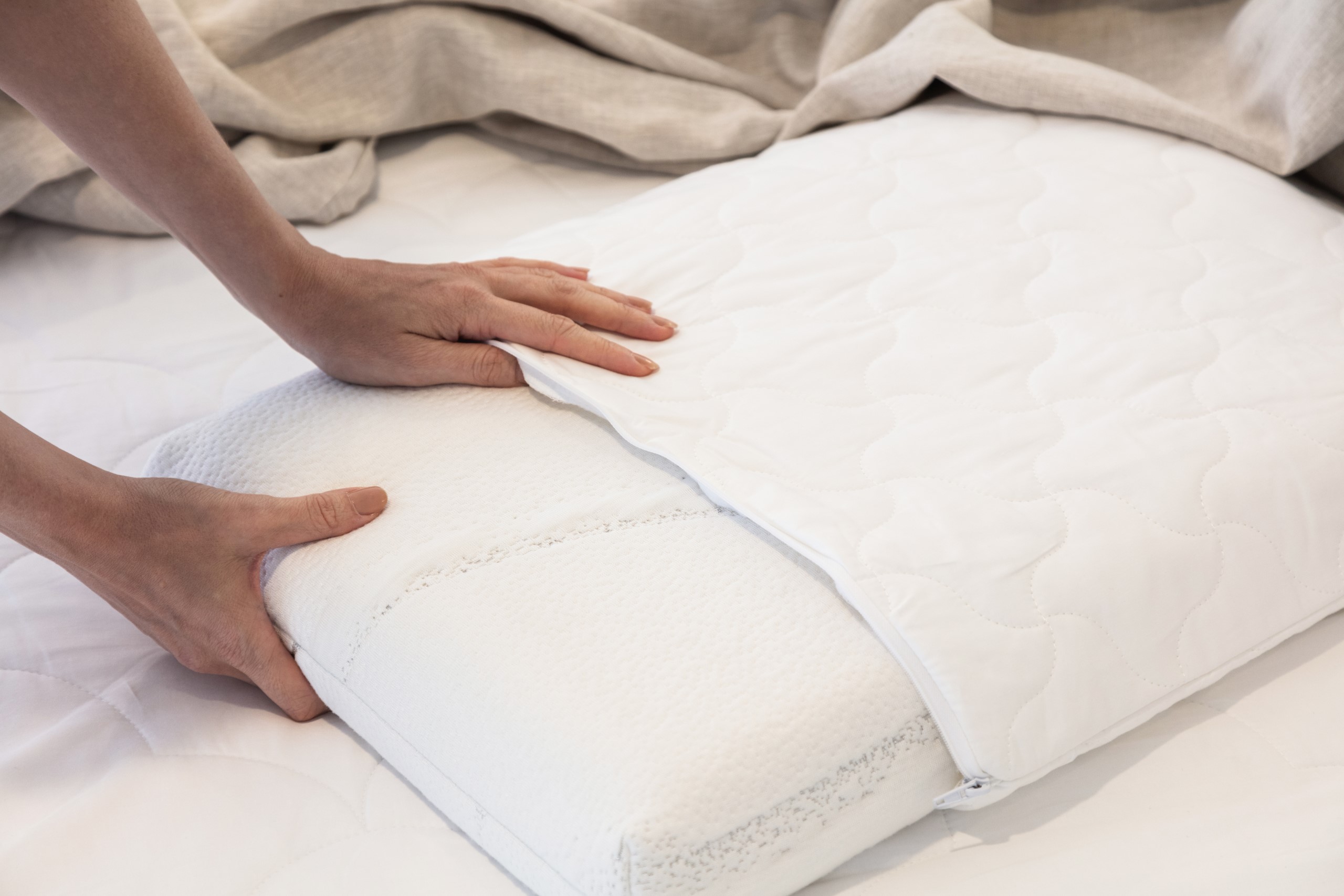 Bambi Ecorenew Tencel pillow protector on Latex Mattress Australia pillow (Resized)