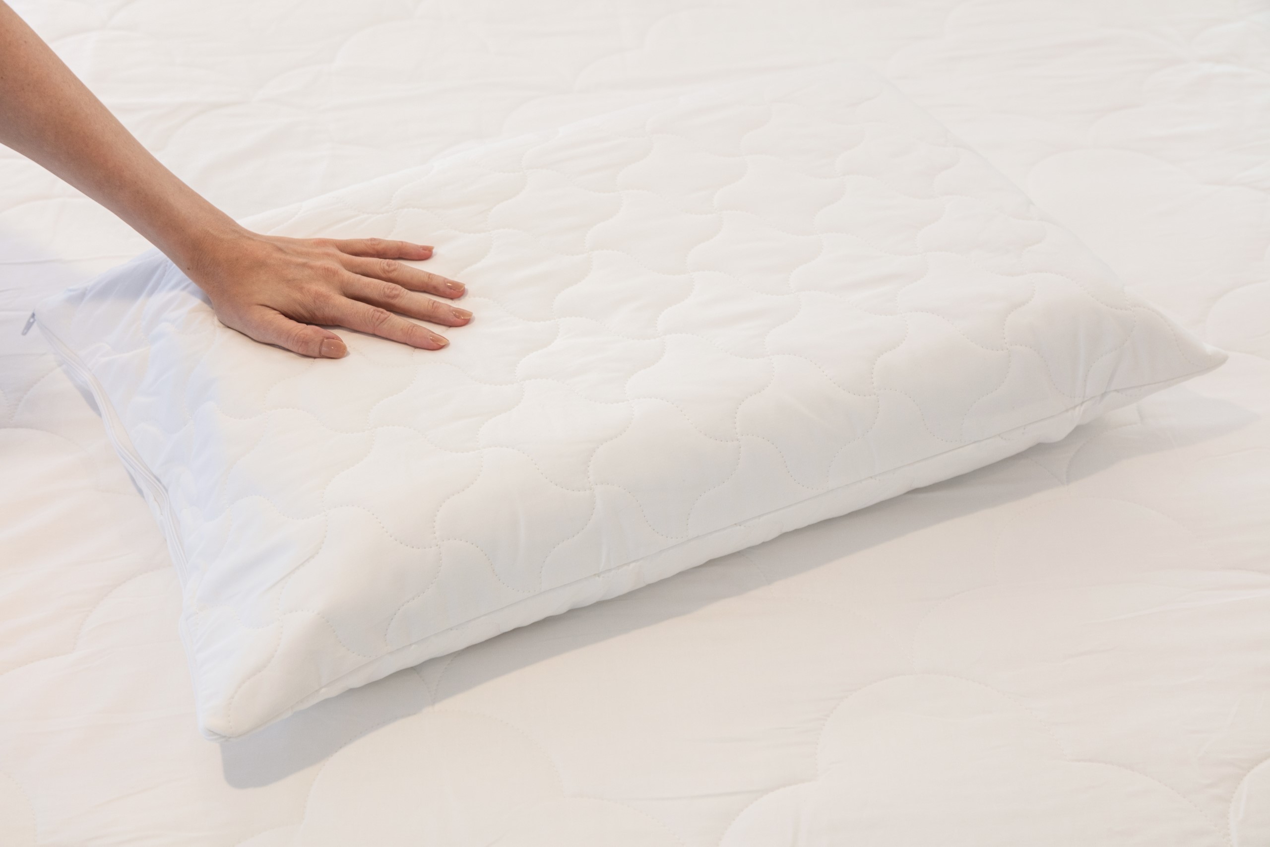 Bambi Ecorenew tencel pillow protector on Latex Mattress Australia contoured pillow (Resized)